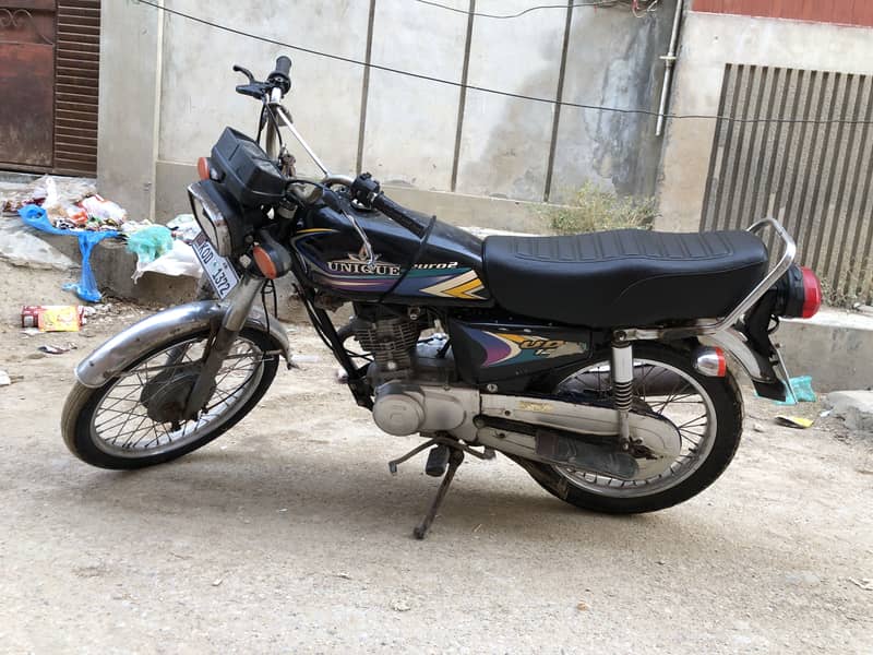125cc Unique 1