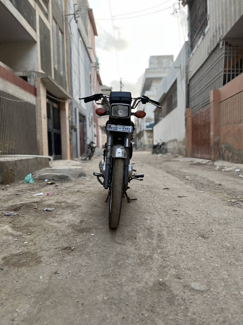 125cc Unique 9
