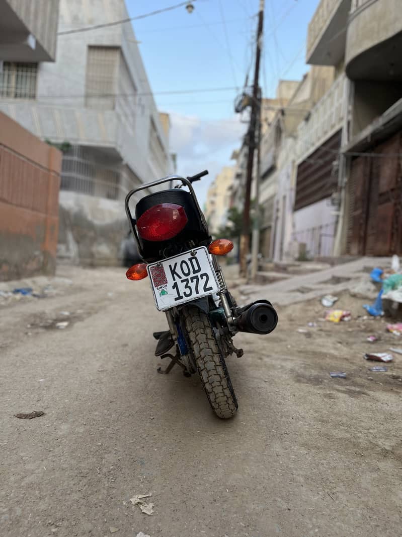 125cc Unique 12
