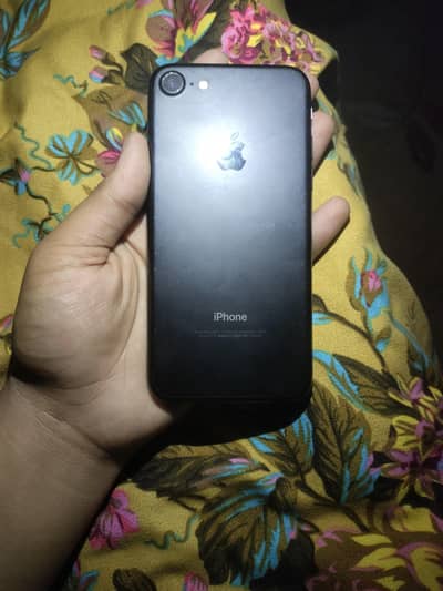 Apple iPhone 7