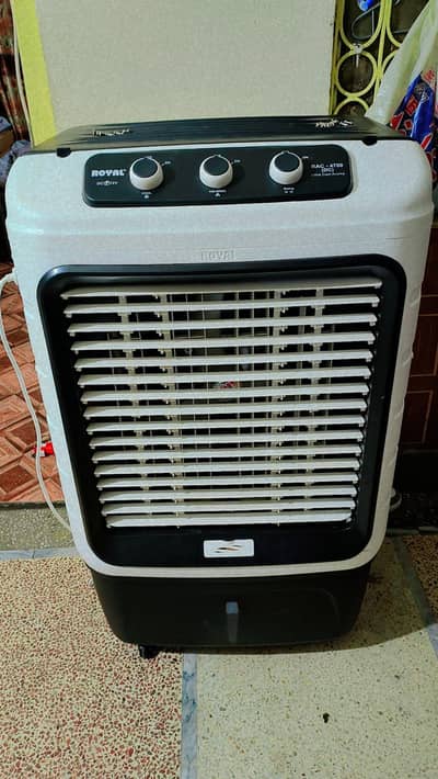 2 day used 10 by 10 all ok Royal air cooler 4700 DC