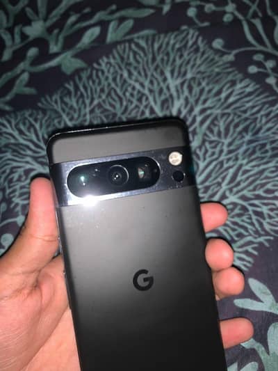 Google Pixel 8 Pro