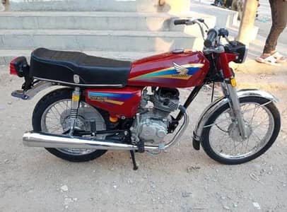 Honda 125 cc bike urgent for sale 03294565513