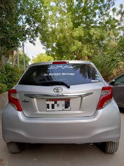 Toyota Vitz 2014