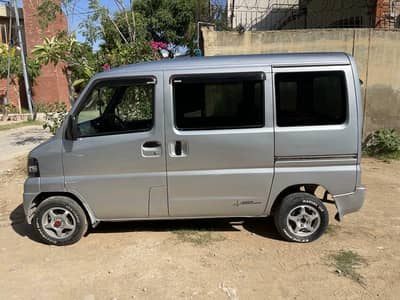 Nissan Clipper 2010