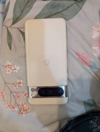 Google Pixel 8 Pro