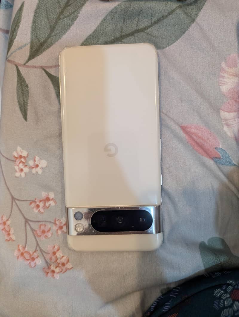 Google Pixel 8 Pro 5