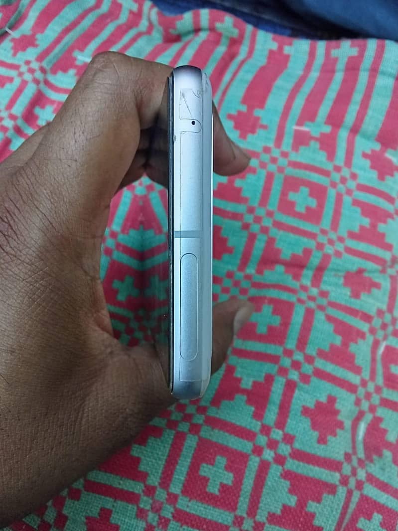 Google Pixel 7 3