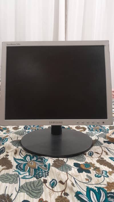 Samsung SyncMaster 540N 15.5 inch 75 and 60 hz