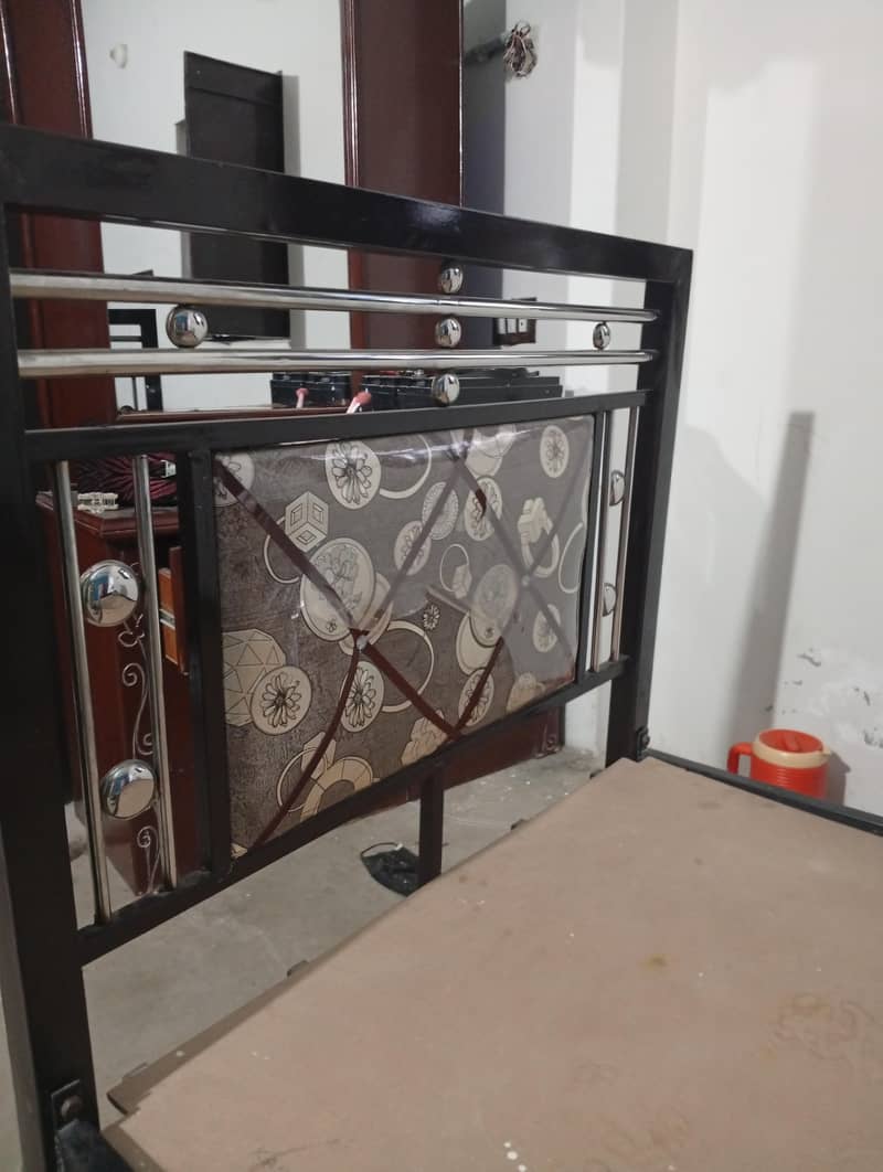 single bed 1