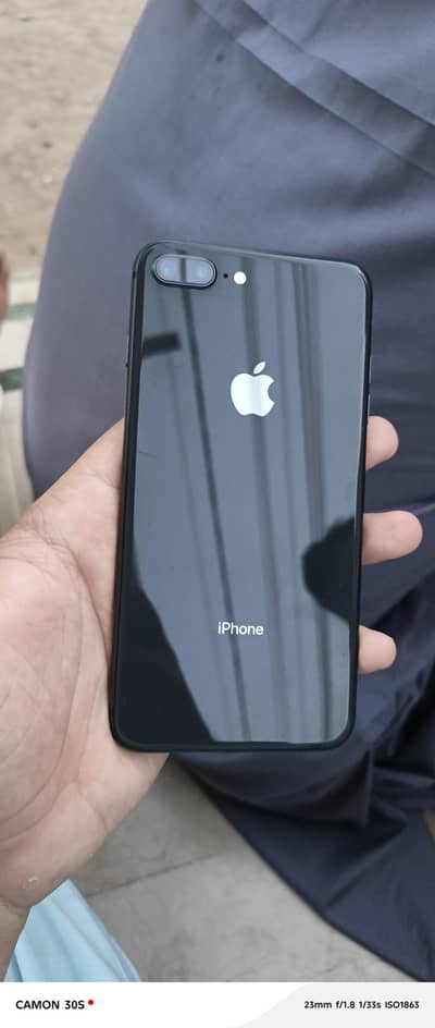 IPHONE 8 PLUS 64GB