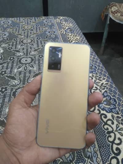 Vivo V23