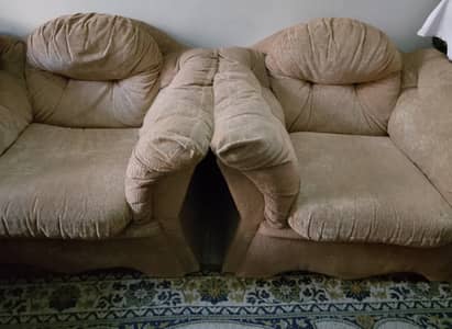 Sofa set for sale   Acha rate lagyen aur ly jayen