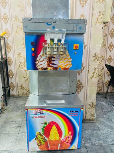 ice cream machine for sale 5 month use bilkul ok condition