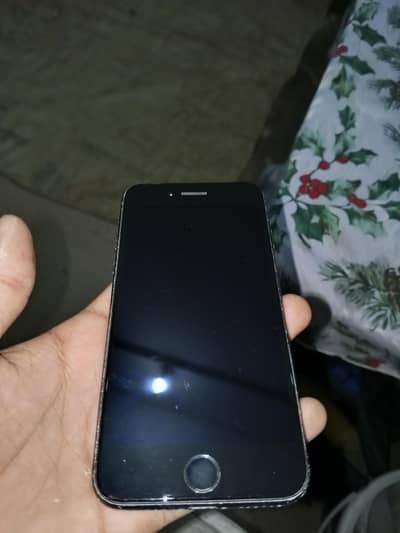 Apple iPhone 7.  plz ad Pura read kr k msg krna bar bar details NAHI. .