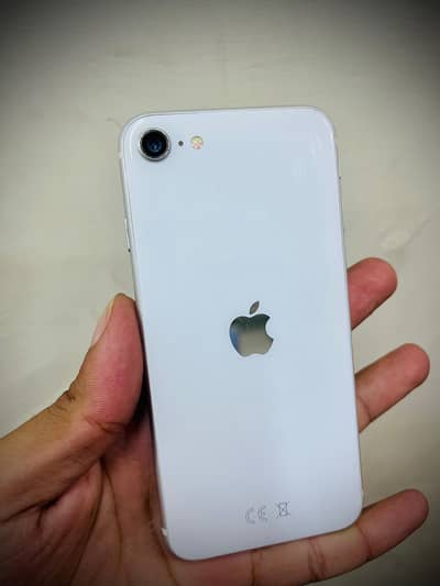 Apple iPhone SE