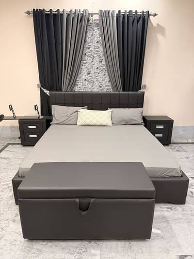 Leather Poshish Bed