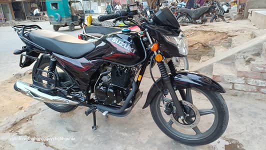 Suzuki GR 150 2025