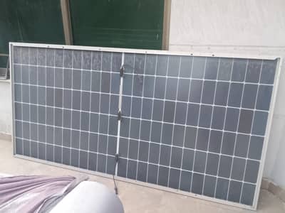 Hybrid Solar system with large battery / charger AC to DC converter
