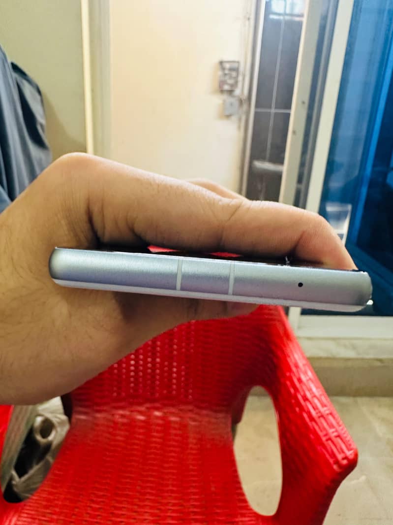 Google Pixel 7a 2