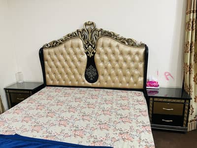 Complete furniture set including showcase and 3 door cupboard