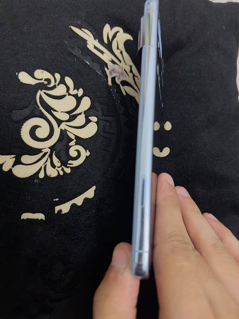 Google Pixel 8 Pro 4