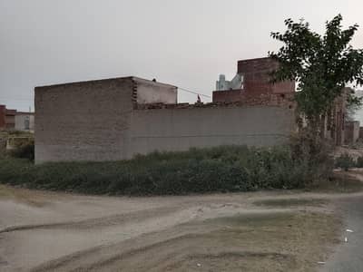 4 House for sale Garden town Chichawatni