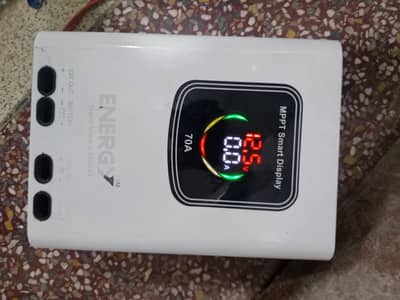 Sollar mppt charge controller