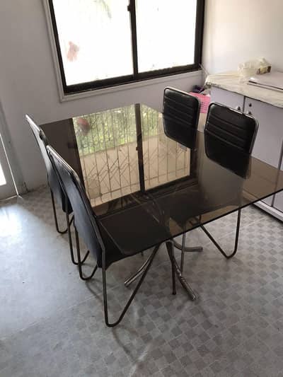6 seater dinning table