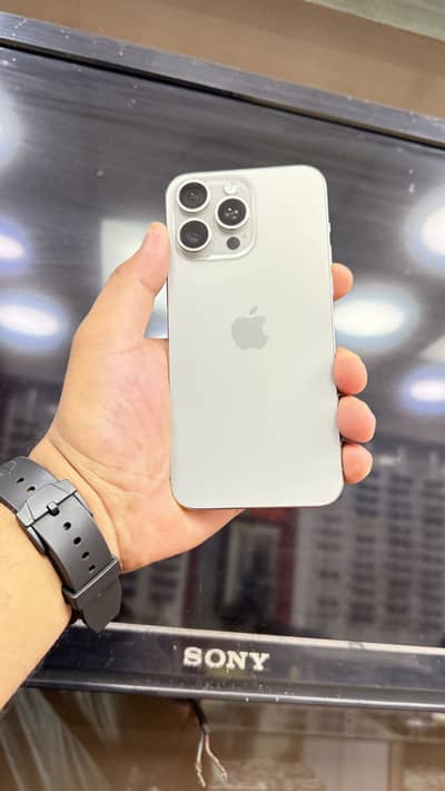Apple iPhone 15 Pro Max
