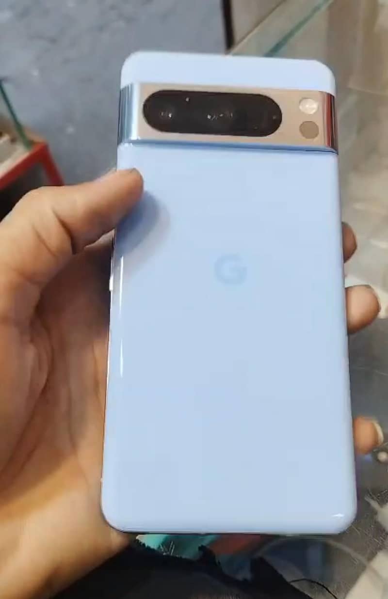 Google Pixel 8 Pro 4
