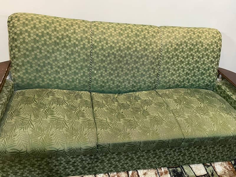 green sofas 0