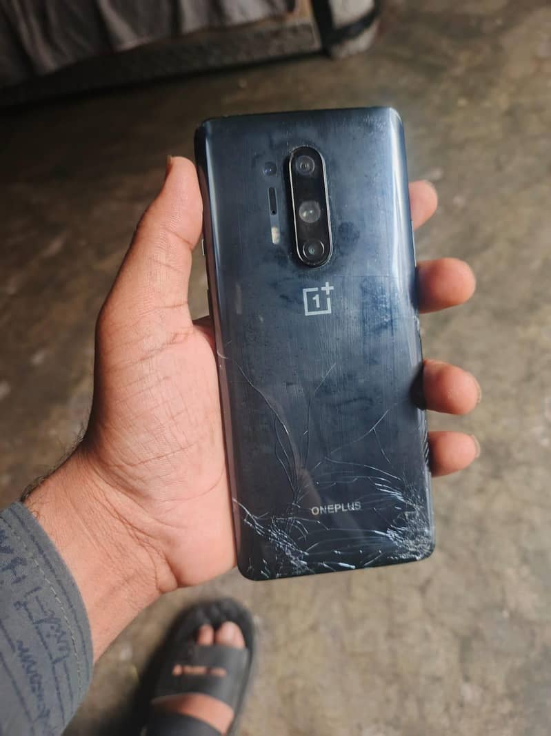 one plus 8pro 0