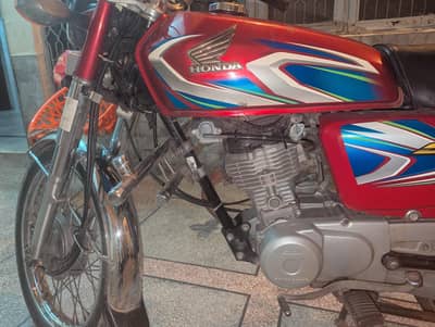 Honda 125 2022 nom accidental