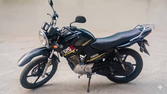 Yamaha YBR 125G 2015 | Old Shape | Original Condition | 215,000
