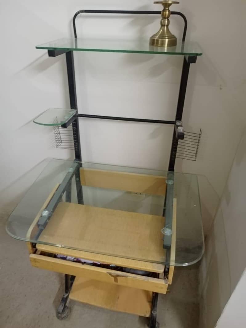 COMPUTER TROLLEY 2