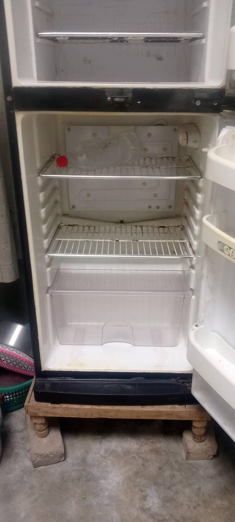 ORIENT FRIDGE 1