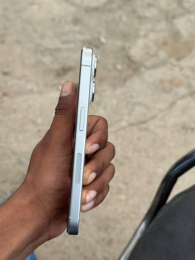 Apple iPhone 15 Pro