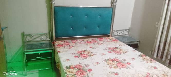 Bed Side Tables & Mattress