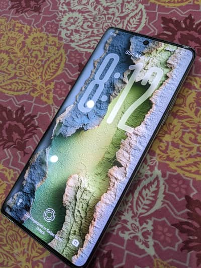 Tecno CAMON 40 Pro, the power button fell off.