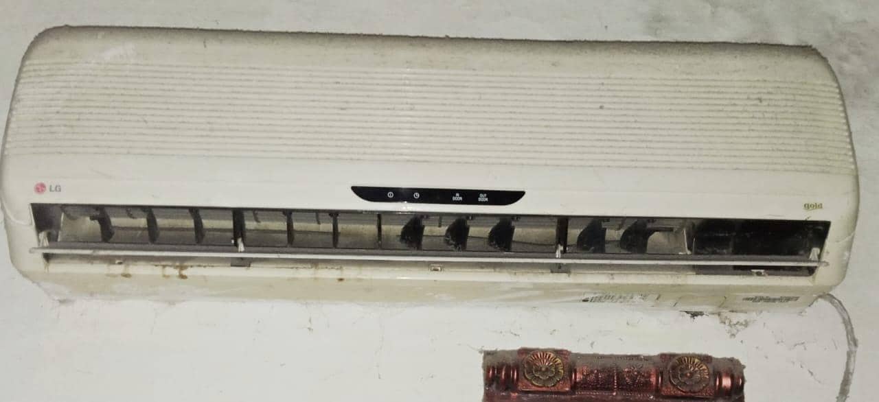 LG split Ac 0