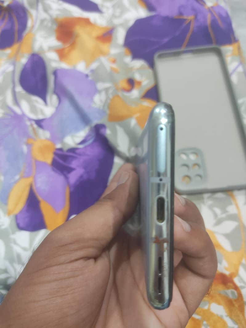 one plus 9r 4