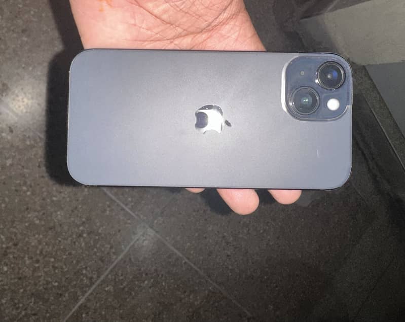 Apple iPhone 15 3