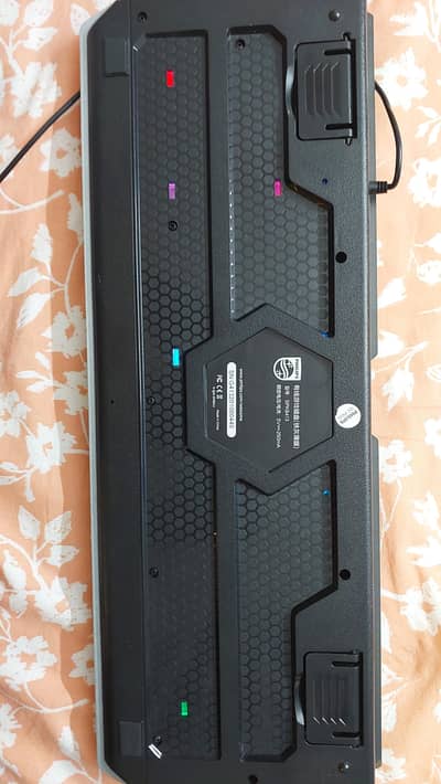 PHILIPS RGB LIGHTS WIRED KEYBOARD