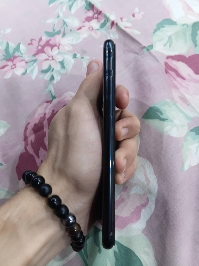 Apple iPhone SE 4