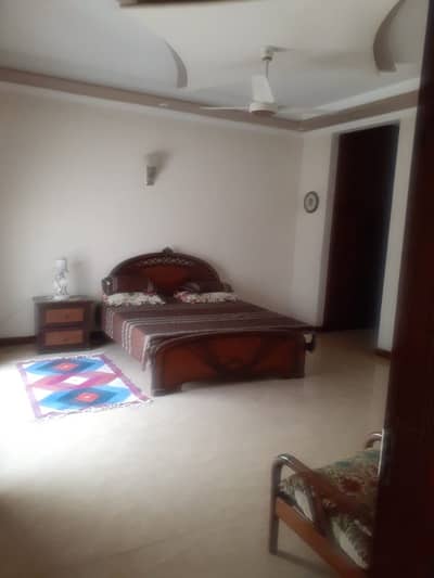 10 Marla 2nd Floor For Rent Near Main Canal Road