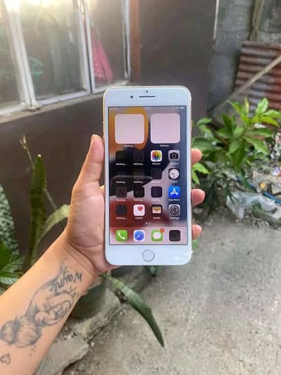 Iphone 7plus PTA approved 128gb My Whatsapp number 0348-55-58-176