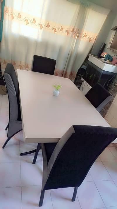 Solid Iron Dinning table set
