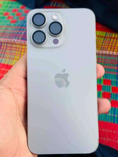Apple iPhone 15 Pro Max