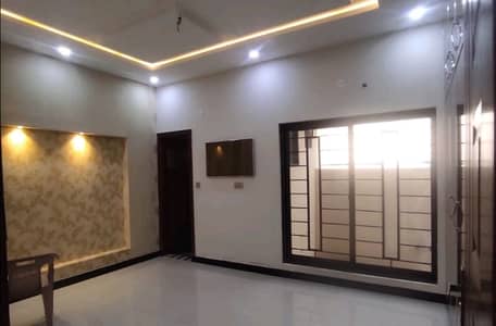A Facing Park 2 Kanal House Located In Garden Town Is Available For Sale